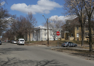 Pillsbury Apartments in Minneapolis, MN - Foto de edificio - Building Photo