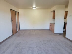 104 Sycamore St in Black Creek, WI - Building Photo - Building Photo