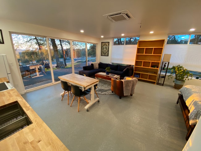 11600 Quail Rd in Auburn, CA - Building Photo - Building Photo