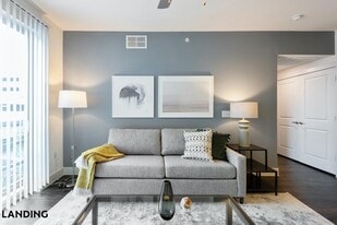 4689 Mustang Pkwy in Carrollton, TX - Building Photo