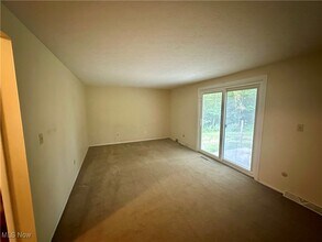 3999 Baumberger Rd in Stow, OH - Building Photo - Building Photo