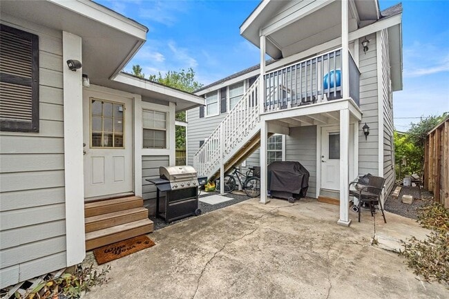 813 Alexander St in Houston, TX - Building Photo - Building Photo