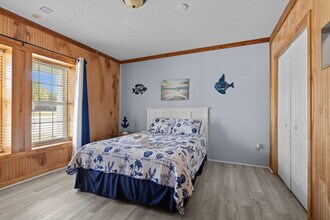 360 Island Rd in Harkers Island, NC - Building Photo - Building Photo