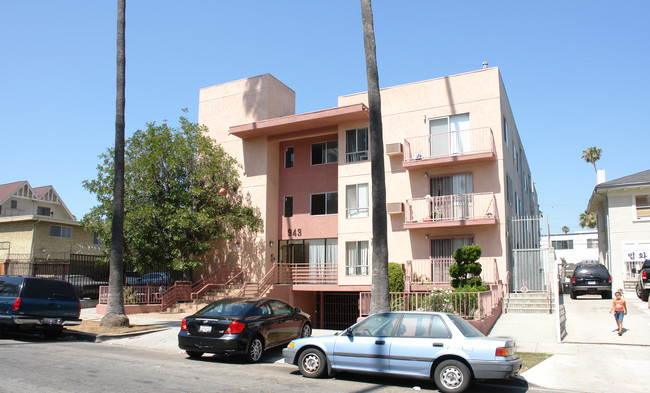 943 Arapahoe St in Los Angeles, CA - Building Photo - Building Photo