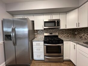 1220 Carol St in Park Ridge, IL - Building Photo - Building Photo