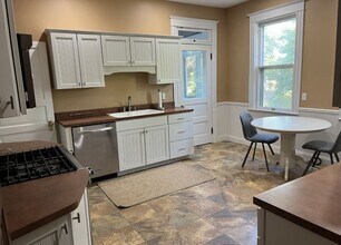 1401 Kentucky St, Unit 1401.5 in Quincy, IL - Building Photo - Building Photo