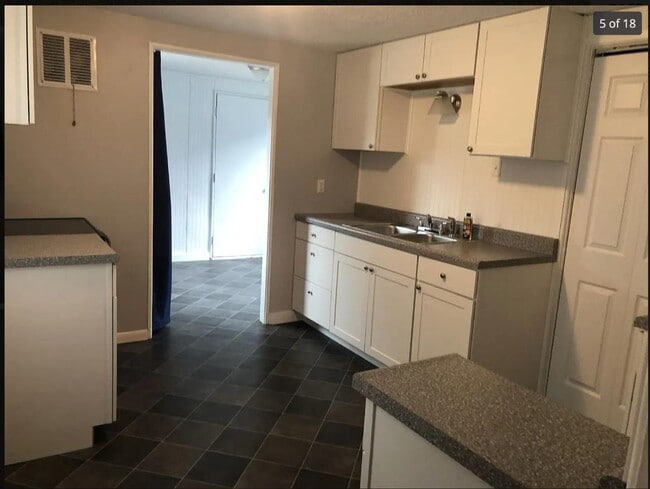 property at 1845 Altgeld St