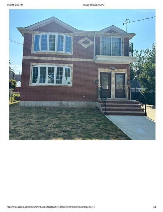 120-14 193rd St in Queens, NY - Building Photo