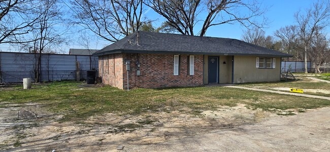 property at 206 Raymac St