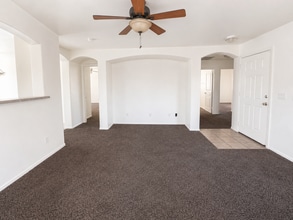22071 W Mohave St in Buckeye, AZ - Building Photo - Building Photo