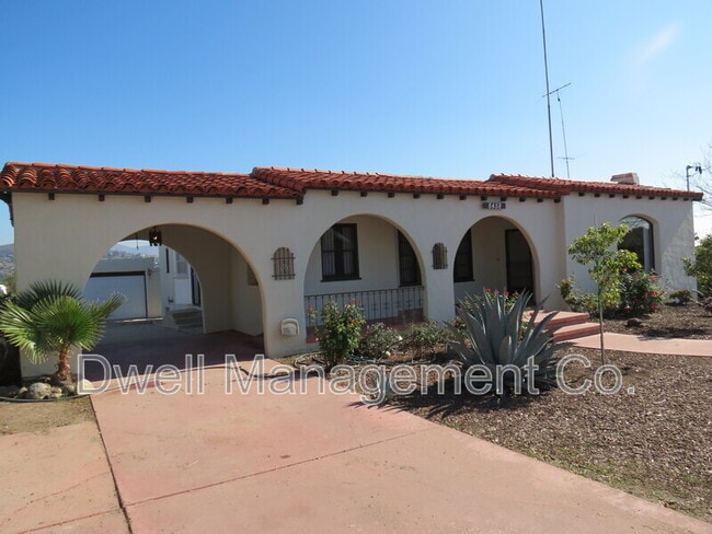 8458 Golden Ave in Lemon Grove, CA - Building Photo - Building Photo