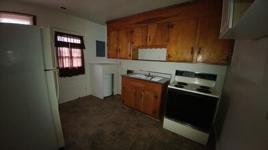 2110 Rokeby Ave in Chesapeake, VA - Building Photo - Building Photo
