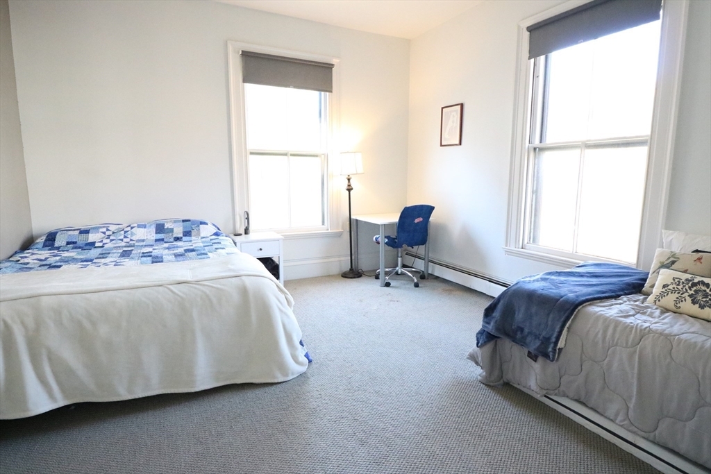 338 Harvard St, Unit #6 in Cambridge, MA - Building Photo