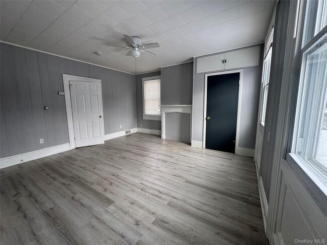 34 Hoffman St in Poughkeepsie, NY - Building Photo - Building Photo