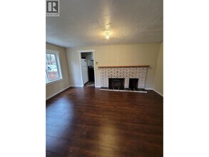 27369 Bell Ave in Maple Ridge, BC - Building Photo - Building Photo