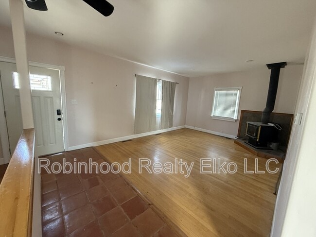 property at 118 Court St