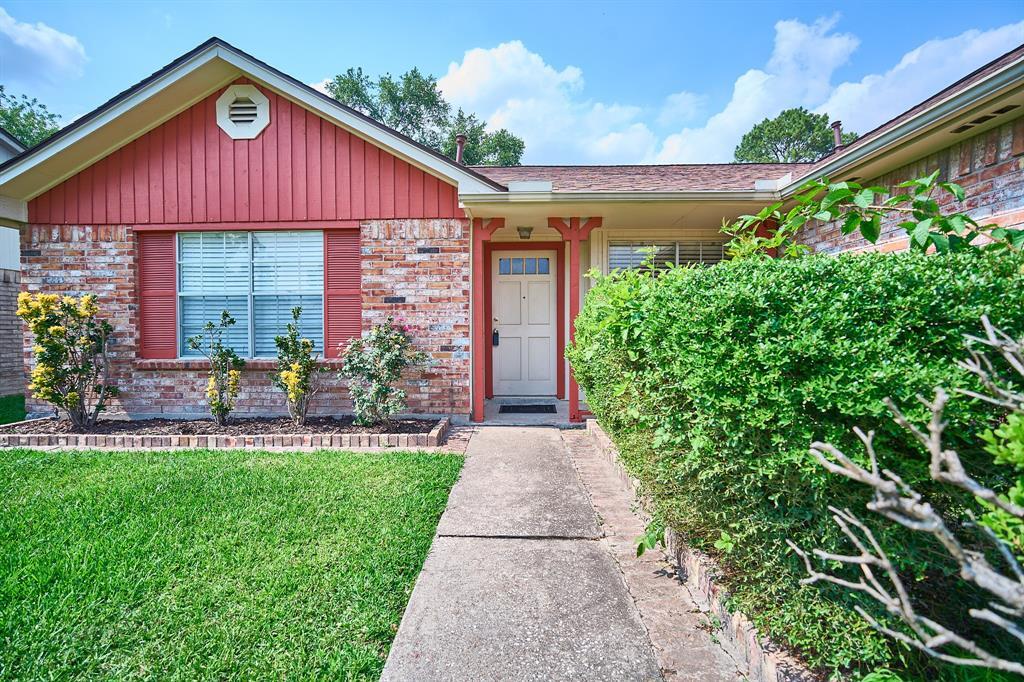 17006 Summer Dawn Pl in Houston, TX - Building Photo