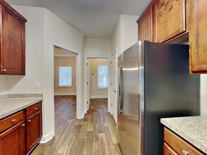 92 Pulaski Ave in Hampton, GA - Foto de edificio - Building Photo