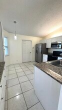 5149 El Claro Cir in West Palm Beach, FL - Building Photo - Building Photo
