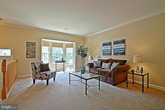 20920 Stanmoor Terrace in Sterling, VA - Building Photo - Building Photo