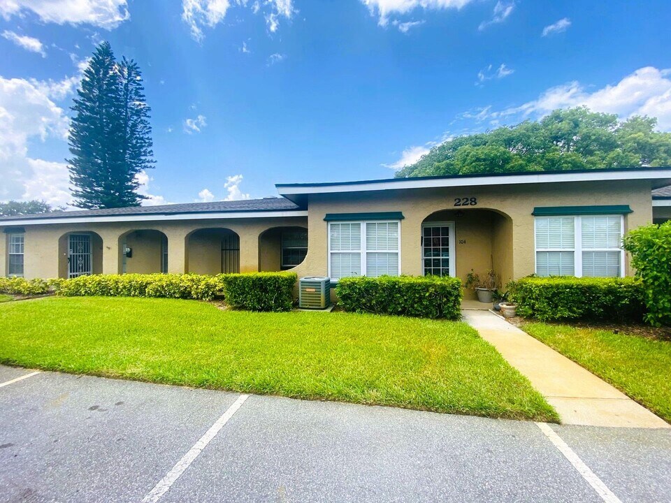 228 Everest Point in Casselberry, FL - Building Photo