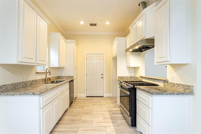 property at 2426 Delafield St