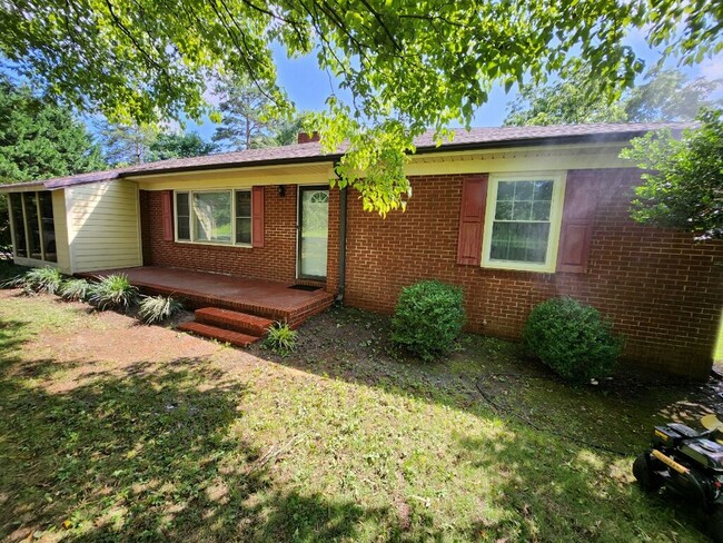 property at 2400 Sunset Rd