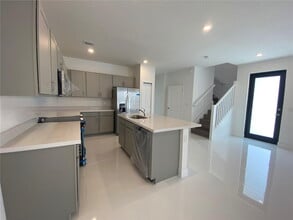 2434 SW 145th Pl in Miami, FL - Building Photo - Building Photo