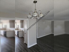 5325 Hensley Dr in Fort Worth, TX - Building Photo - Building Photo