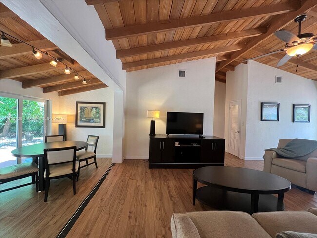 500 S Riverside Dr in Pompano Beach, FL - Building Photo - Building Photo