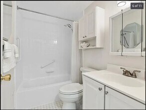 64 Main St, Unit 34B in Stoneham, MA - Building Photo - Building Photo