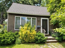 30 Jervis Ave in Copiague, NY - Building Photo