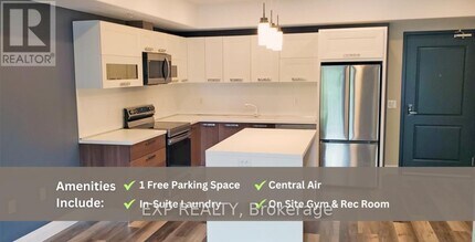 5971 Dorchester Rd in Niagara Falls, ON - Building Photo - Building Photo