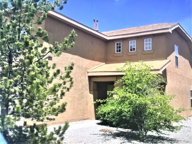 10244 Shawna St NW in Albuquerque, NM - Building Photo - Building Photo