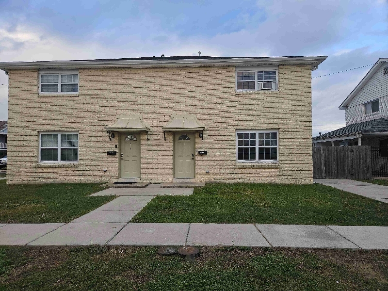 1903 Rosary Dr in New Orleans, LA - Foto de edificio