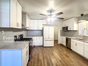 801 W Earll Dr in Phoenix, AZ - Building Photo - Building Photo
