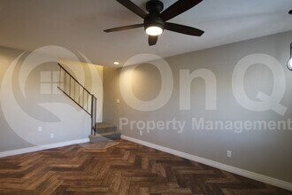 4601 E Southgate Ave in Phoenix, AZ - Building Photo - Building Photo
