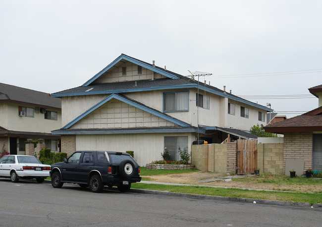 13372 Palm St in Garden Grove, CA - Building Photo - Building Photo