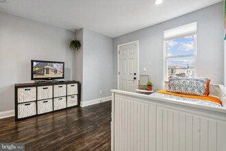 407 N Lakewood Ave in Baltimore, MD - Building Photo - Building Photo