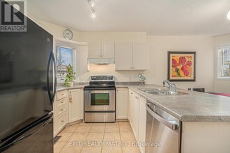 71 Strathaven Private in Ottawa, ON - Building Photo - Building Photo