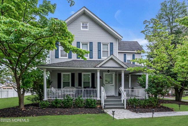 property at 540 Wall St