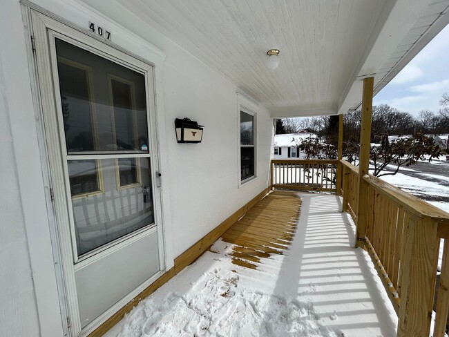 407 Opre Ave in Grove City, PA - Building Photo - Building Photo