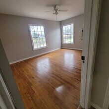 308 Bellevue Dr in Cleburne, TX - Building Photo - Building Photo