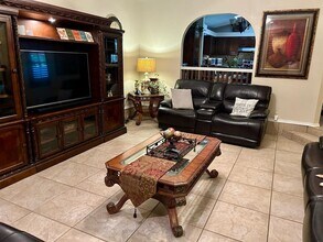 1220 St John Loop in Laredo, TX - Building Photo - Building Photo