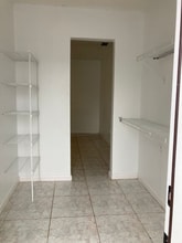 5665 Nokomis Cir in Orlando, FL - Foto de edificio - Building Photo