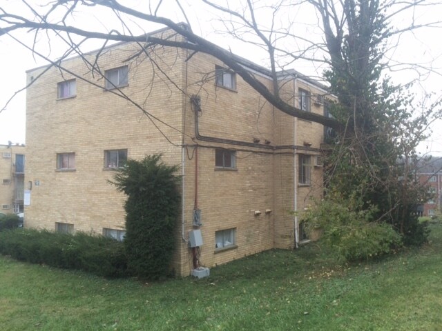 Queen Siena Apartments