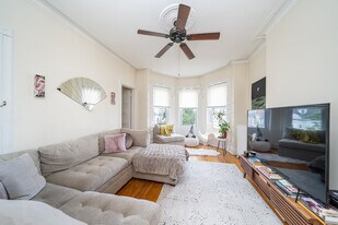 508 Hudson Ave, Unit #3 in Weehawken, NJ - Building Photo