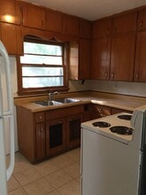 610 Anthony St in Waterloo, IA - Building Photo - Building Photo