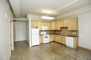 Grand Boulevard Lofts Apartments