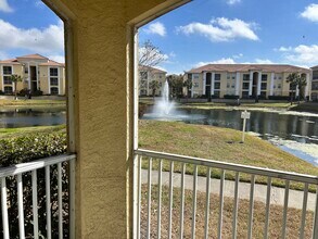 1325 Lake Shadow Cir, Unit 12102 in Maitland, FL - Foto de edificio - Building Photo